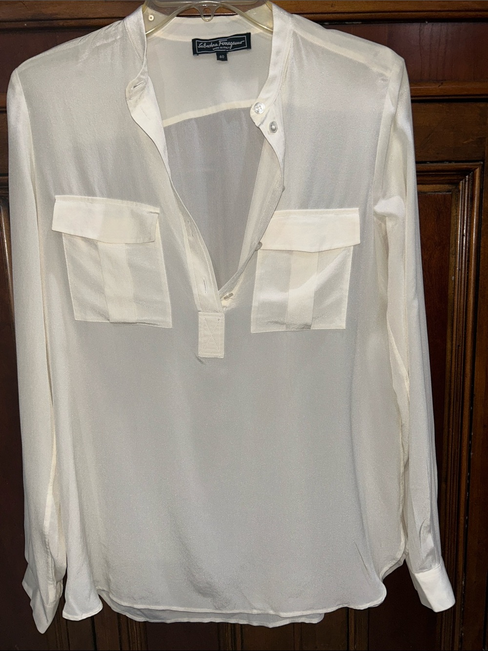 Salvatore Ferragamo  blouse.    Size  IT 40